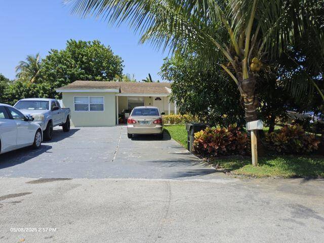 3405 SW 12th Court