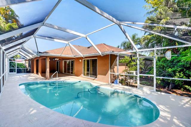 13578 Chatsworth Village Drive home for sale in Greenview Shores 2 of Wellington