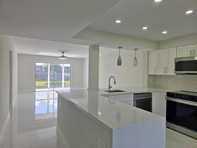 14310 Strathmore Lane #305 home for sale in Huntington Lakes