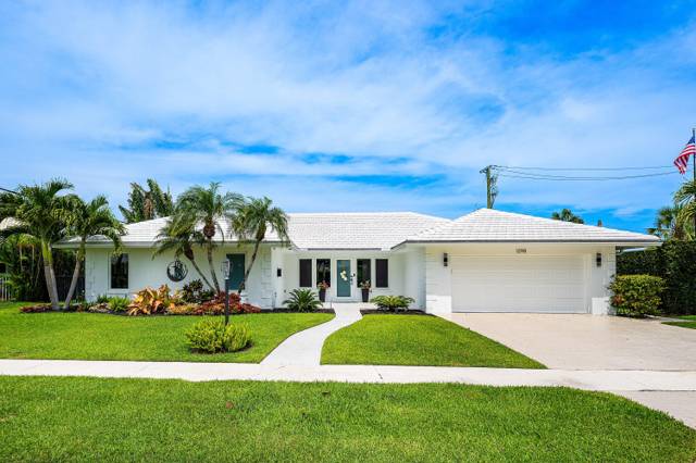 1298 Walnut Terrace home for sale in Camino Gardens