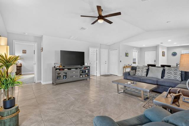 38 Spanish Way home for sale in Spanish Lakes One Leasehold Estates