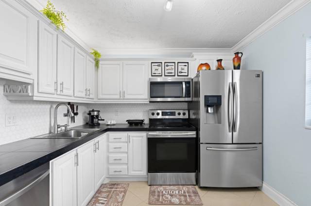300 NE 26th Avenue #1030 home for sale in Village Royale Greenhill