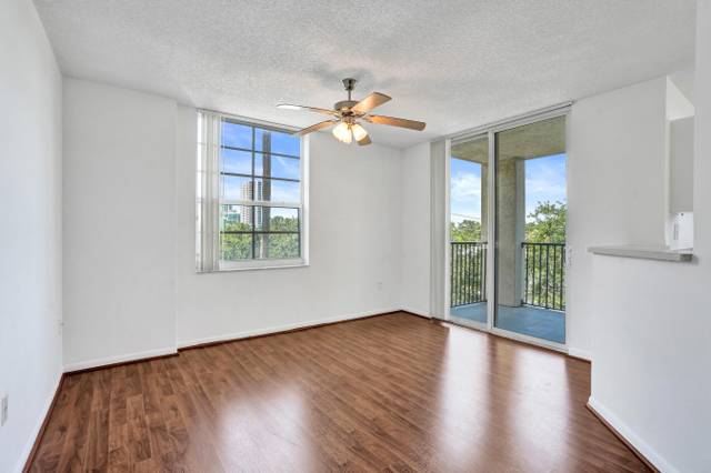 520 SE 5 Avenue #1203