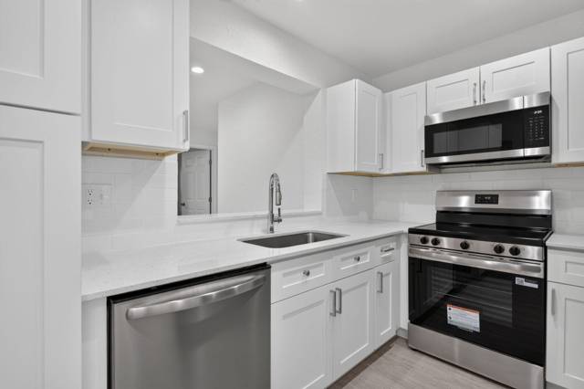 11451 Lakeview Drive #3a
