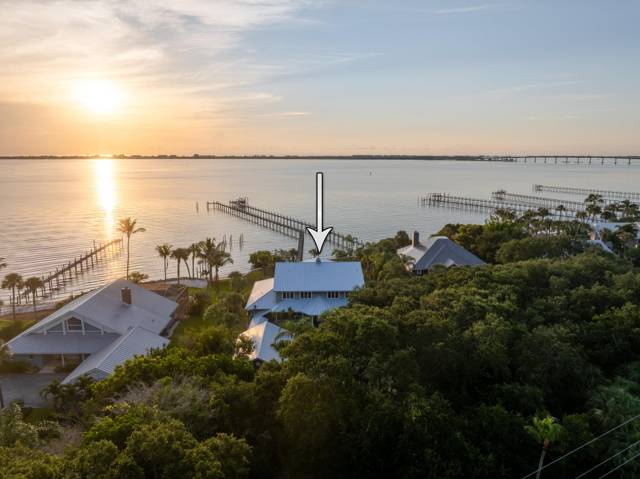 114 N SEWALLS POINT Road