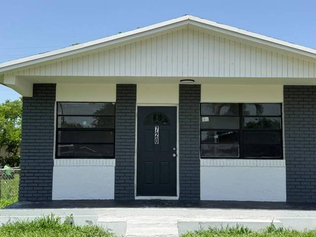 720 Rickey Jackson Boulevard, home for sale in Pahokee