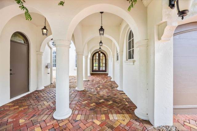 143 SE Bella Strano home for sale in Tesoro