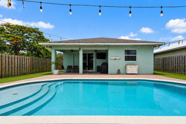 17620 Cinquez Park Road home for sale in Cinquez Park