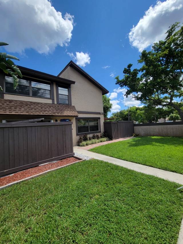 1701 BAYBERRY Drive #1701 home for sale in Everglades Sugar & Land Co