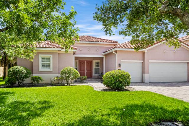 6019 SW Longspur Lane home for sale in Highlands Reserve