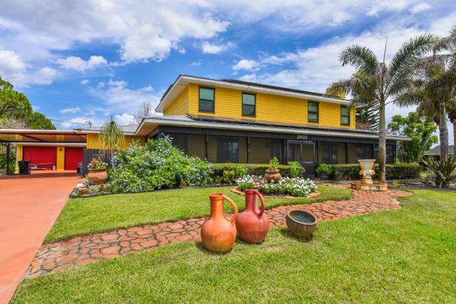 2937 SE Darien Road home for sale in Sandpiper Bay Community