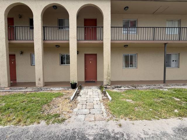 6112 Forest Hill Boulevard #109 home for sale in Forest Hill Gardens Condo