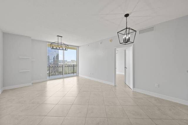 550 Okeechobee Boulevard #1609 home for sale in Cityplace South Tower