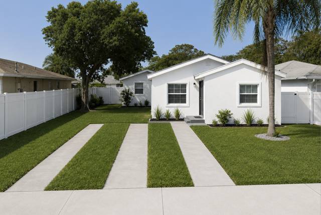 706 NW 1ST Street #1-2