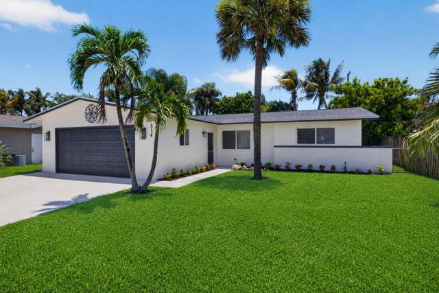 514 Riverside Drive home for sale in Palm Beach Gardens Estates