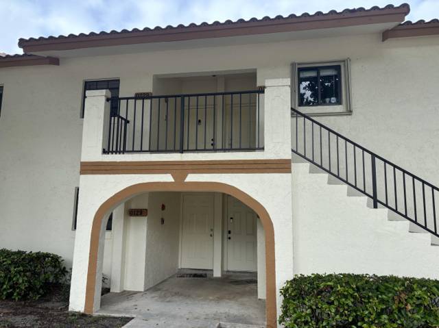 301 Olivewood Place #O229 home for sale in Lake Windwood Condo