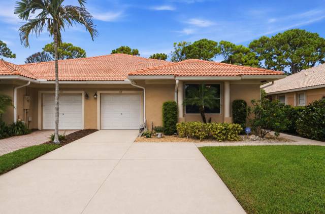 368 W Coral Trace Circle home for sale in Coral Trace