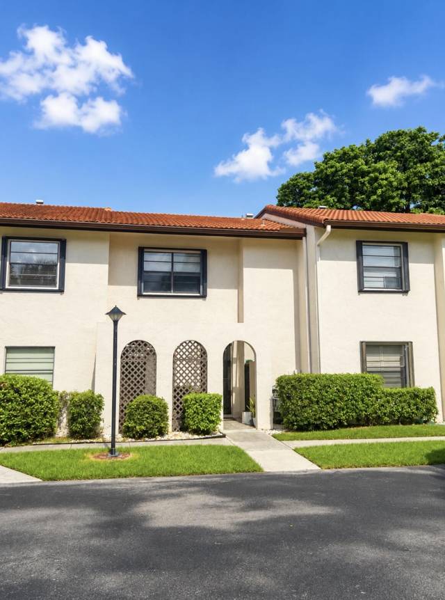 8210 Casa Del Lago #C home for sale in Greens Of Boca Lago Condo
