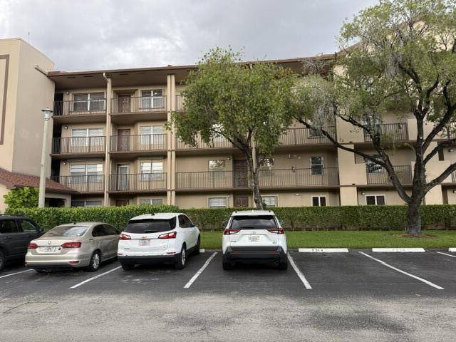 13455 SW 16TH Court #212F home for sale in Ivanhoe East At Century Village