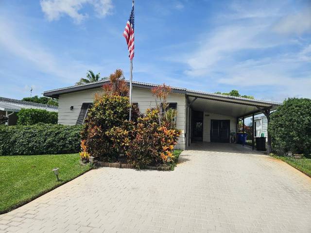 7680 SE Shenandoah Drive, home for sale in Hobe Sound