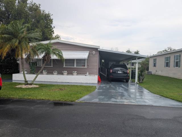 32 Manor Drive home for sale in Sandhill Shores