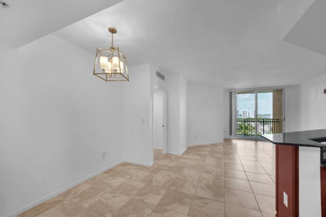 403 S Sapodilla Avenue #612 home for sale in Metropolitan Condo