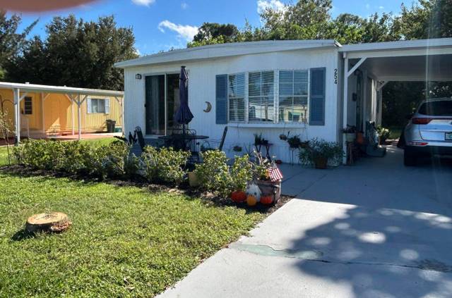254 W Caribbean home for sale in Spanish Lakes