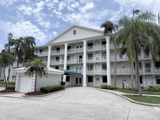 6025 S BALBOA Circle #306 home for sale in Whitehall Condo At Camino Real