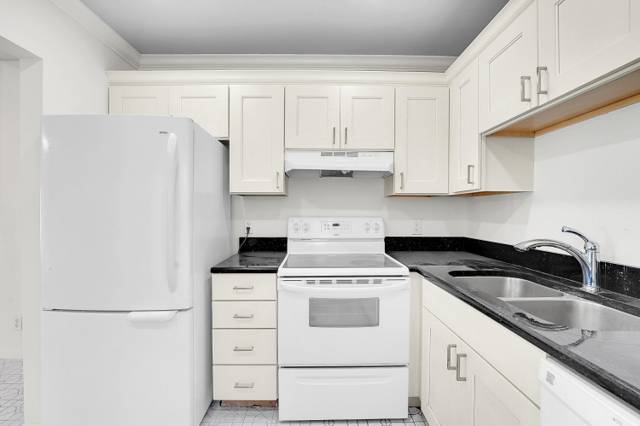 200 Waterway Drive #105, home for sale in Lantana