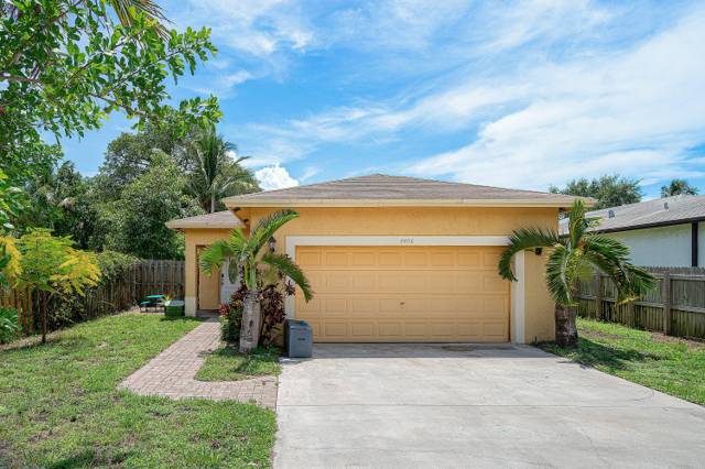 2406 SUNDY Avenue home for sale in Southridge
