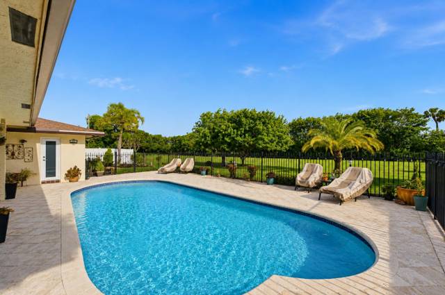 4780 Brandywine Drive home for sale in Pheasant Walk