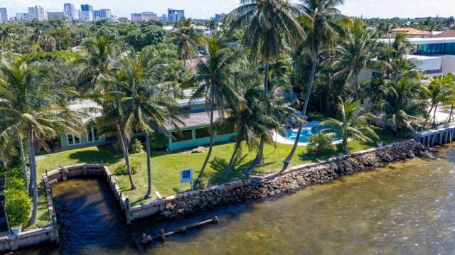 2605 N RIVERSIDE Drive home for sale in Hillsboro Shores Sec