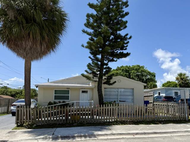 1105 W 34th Street