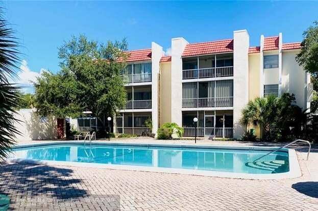 Spanish Oaks Condo