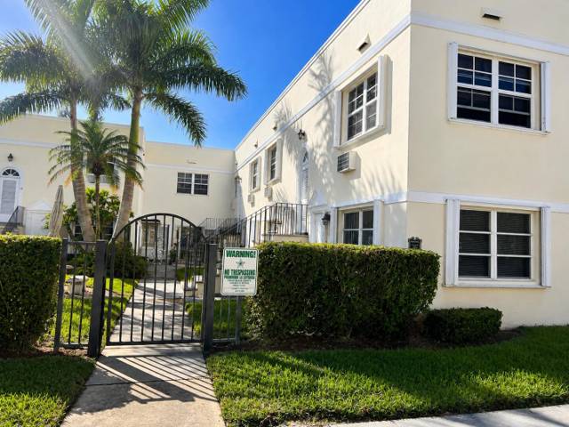 101 S GOLFVIEW Road #1, home for sale in Lake Worth Beach