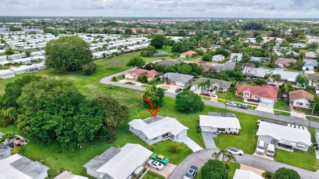 105 NW 8TH Place home for sale in Palm Beach Leisureville