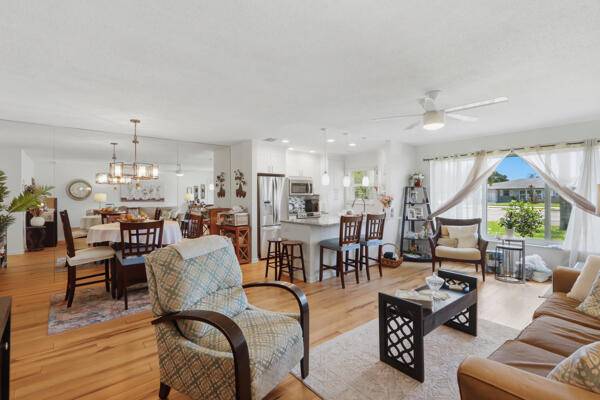832 High Point Drive #B home for sale in High Point Of Delray Beach Condo