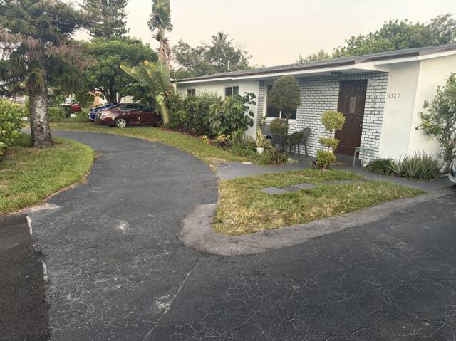 1320 NW 19TH Street