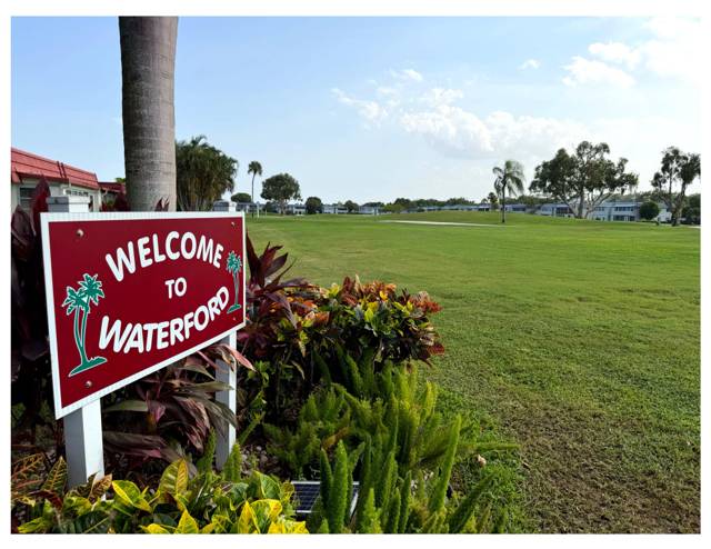 215 Waterford Crescent #I home for sale in Kings Point Waterford Condos