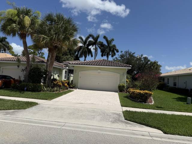 10664 Royal Caribbean Circle home for sale in Majestic Isles