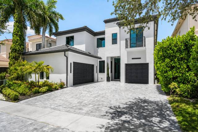 17931 LAKE AZURE Way