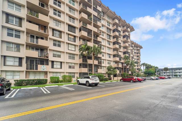 777 S FEDERAL Highway #RP307 home for sale in Island Club Two