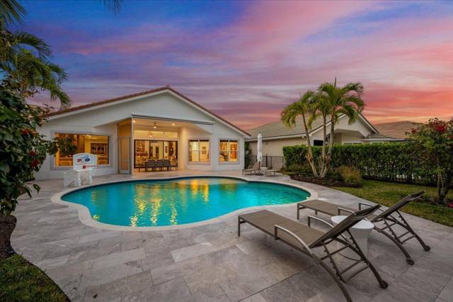 180 Carina Drive