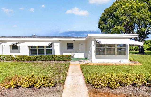 7205 W OAKRIDGE Circle, home for sale in Lake Worth