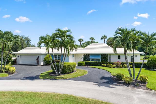 4 COUNTRY CLUB Circle