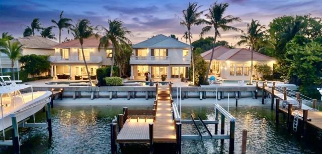 712 SANDY POINT Lane home for sale in Prosperity Harbor North