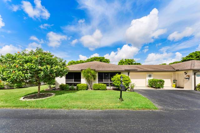 4903 EQUESTRIAN Circle #A home for sale in Greentree Villas
