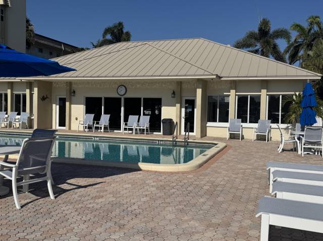 640 SNUG HARBOR Drive #F4 home for sale in Snug Harbor Gardens