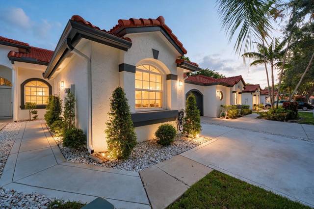 8255 Via Bella home for sale in Boca Azul