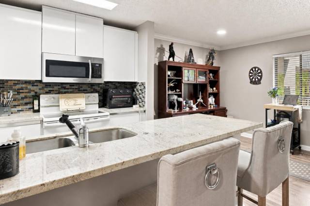 711 FOREST CLUB Drive #119